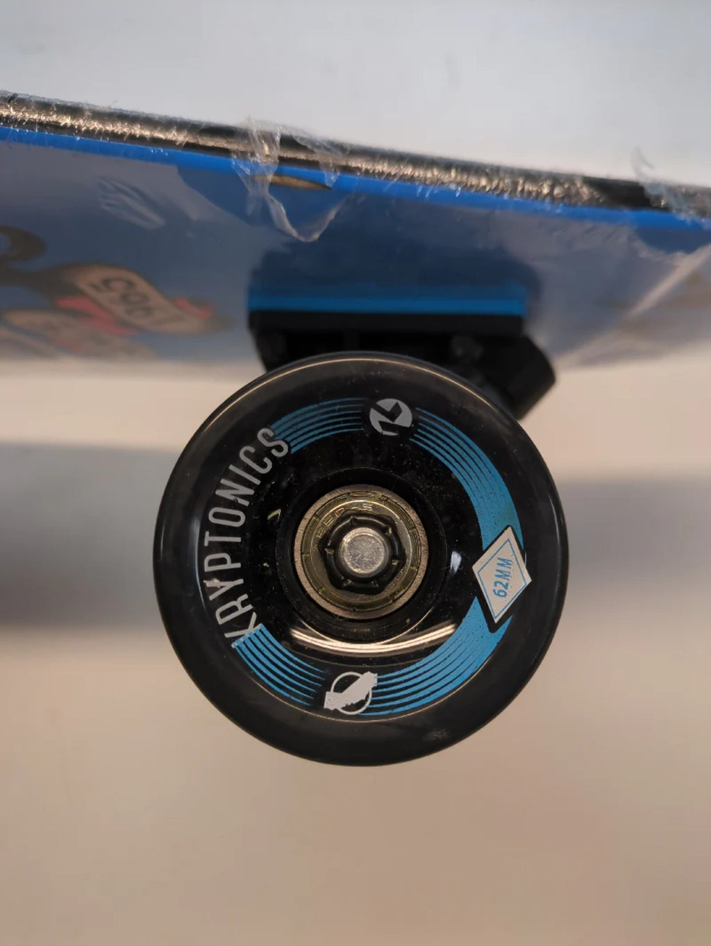 36'' Blue Longboard Q17292