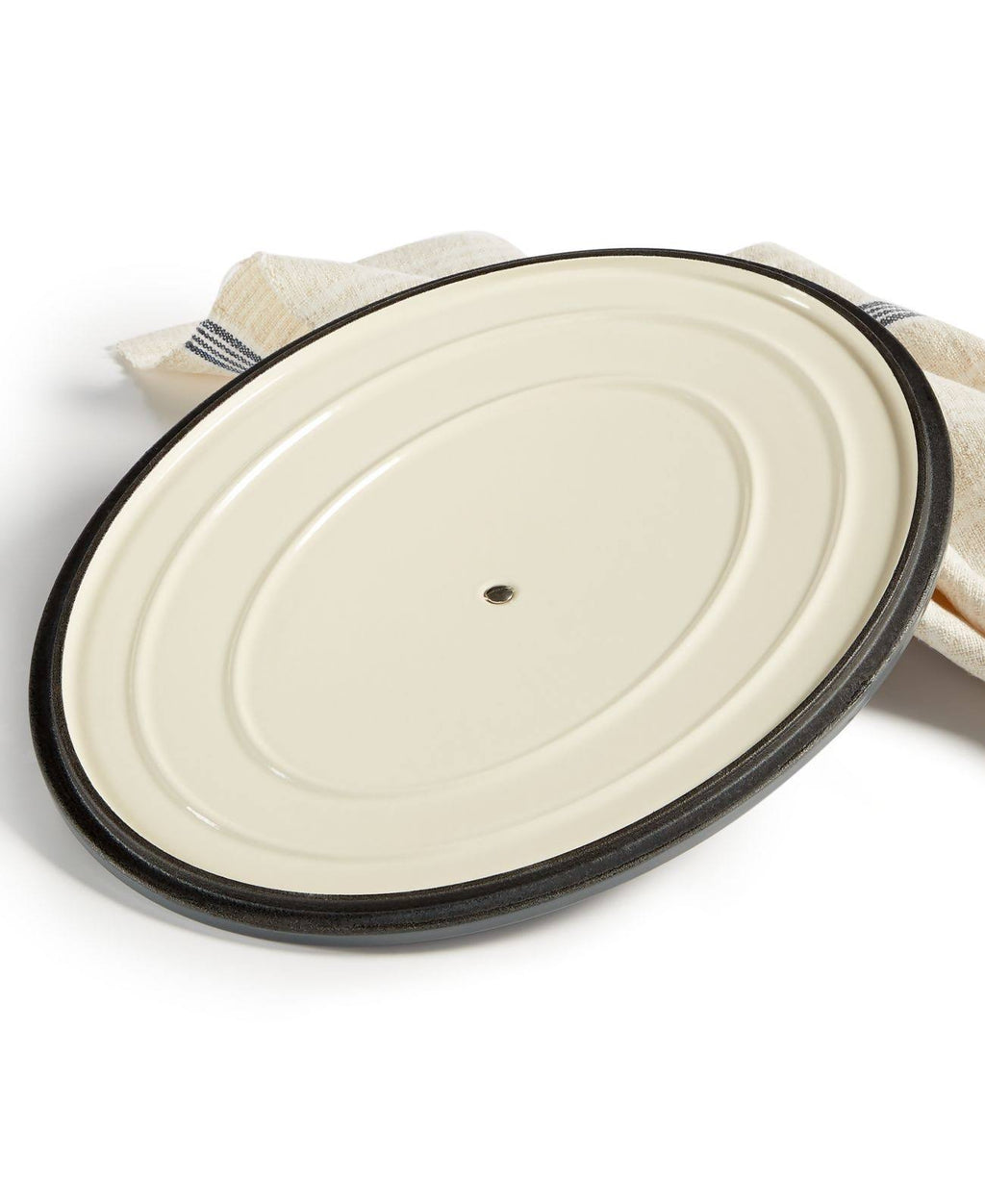 Enameled Cast Iron Oval 8-Qt. Dutch Oven B336