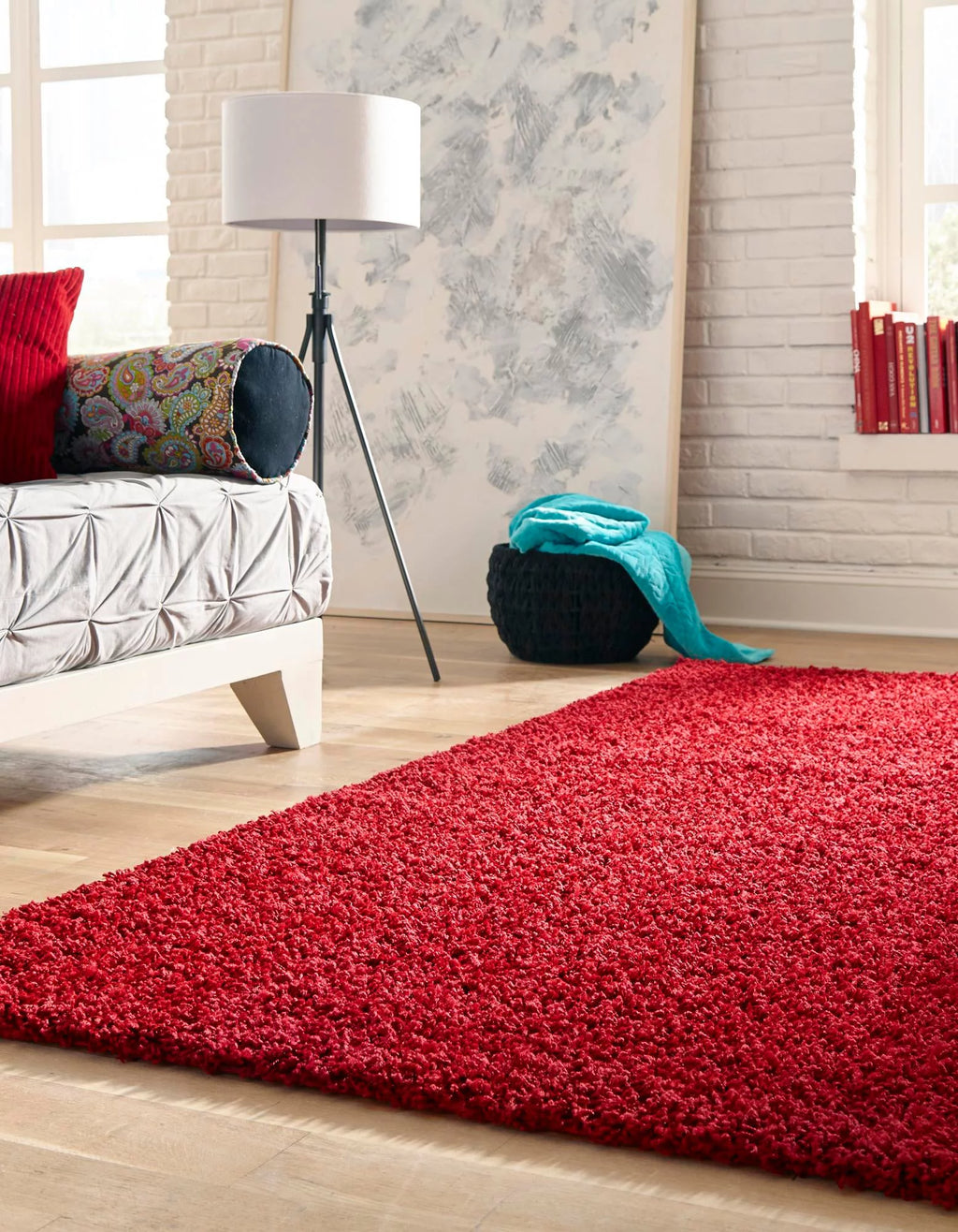 Cherry Red 7' x 10' Shag Rug E372