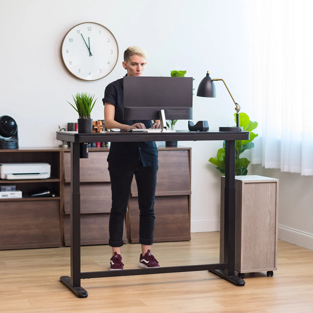 Electric Standing Desk Height Adjustable with USB Port U875402