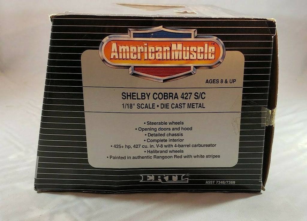 Red 1/18 Scale Diecast Car H4545