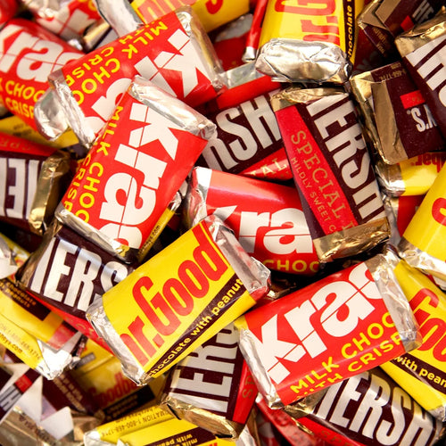 116 Pcs Chocolate & Kisses Candy Favors (1.50 lbs) Grey Z305