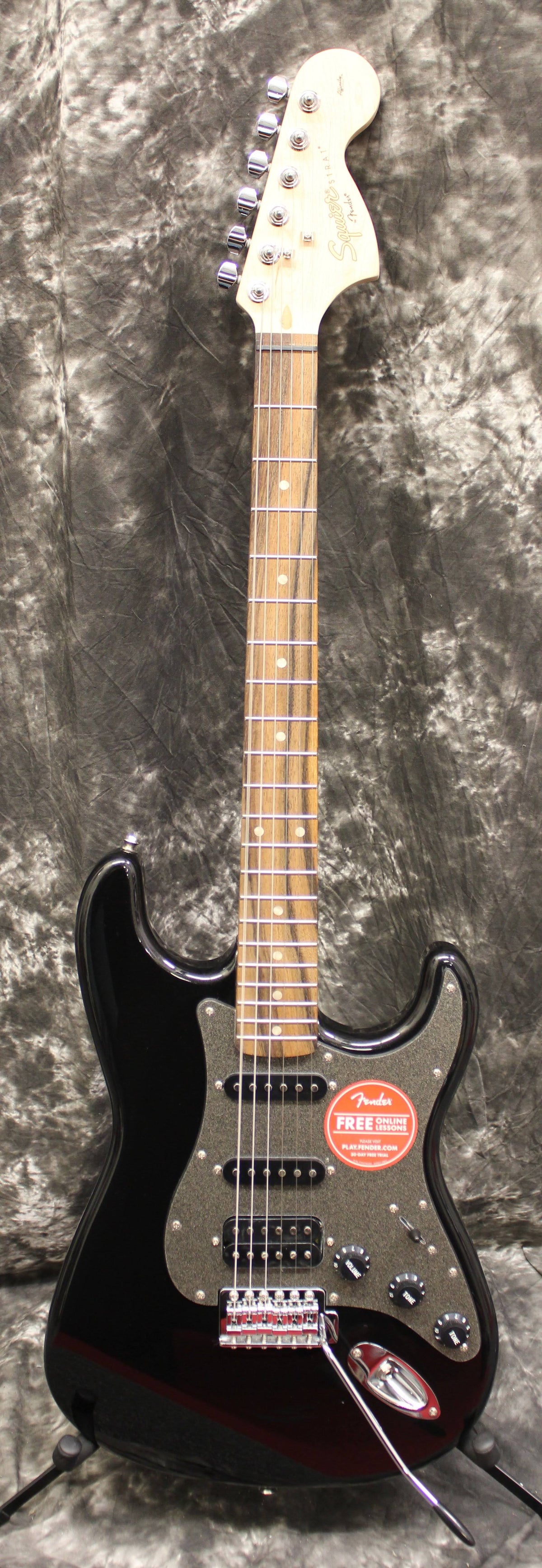 Montego Black Metallic Electric Guitar O664896