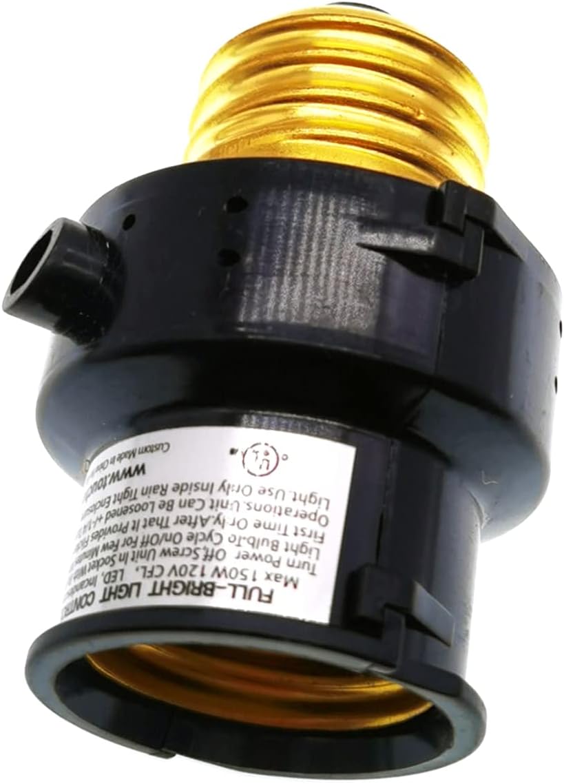 Black Dusk-to-Dawn Light Control Socket for E26 E27 Base Lamps U624618