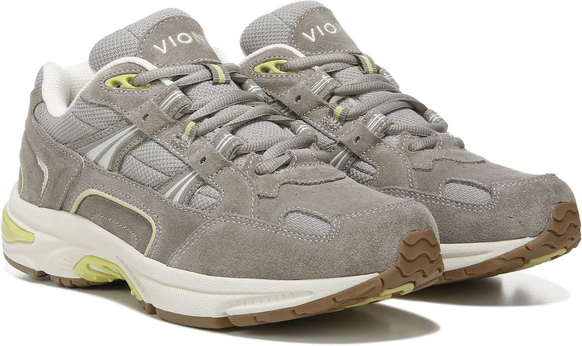 Women’s Classic Walker Comfort Sneaker Stone Suede 5 Medium Q47430
