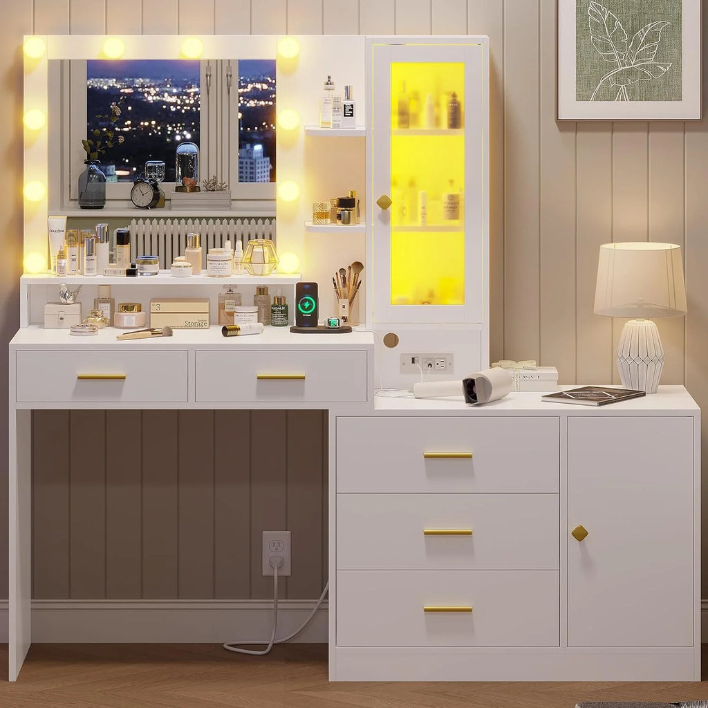 White Vanity with Mirror and Lights C26317