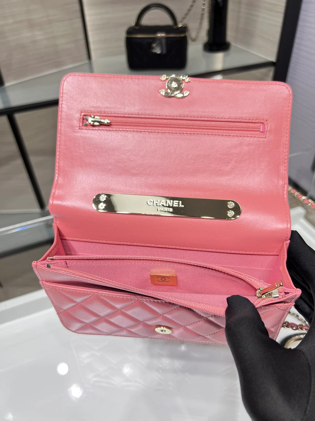 Pink Chain Wallet Bag J3331