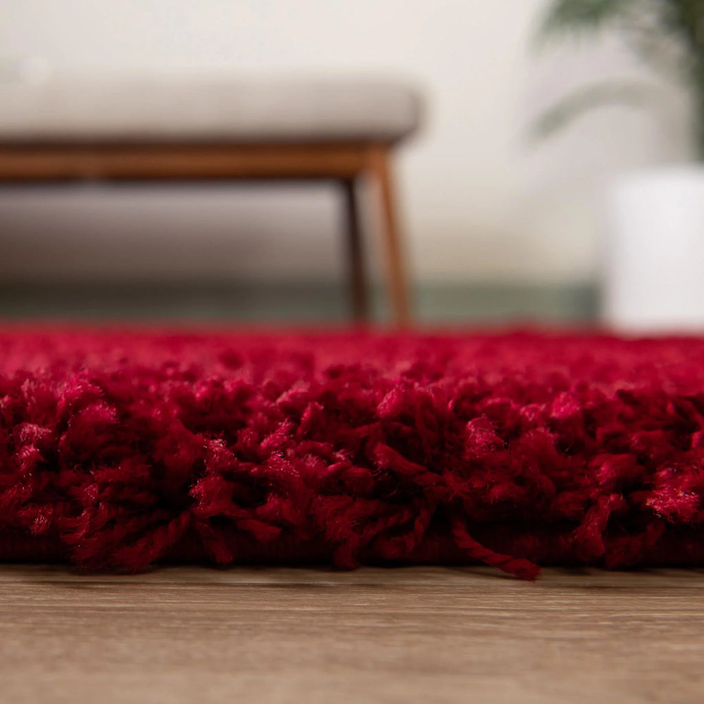 Cherry Red 7' x 10' Shag Rug E372