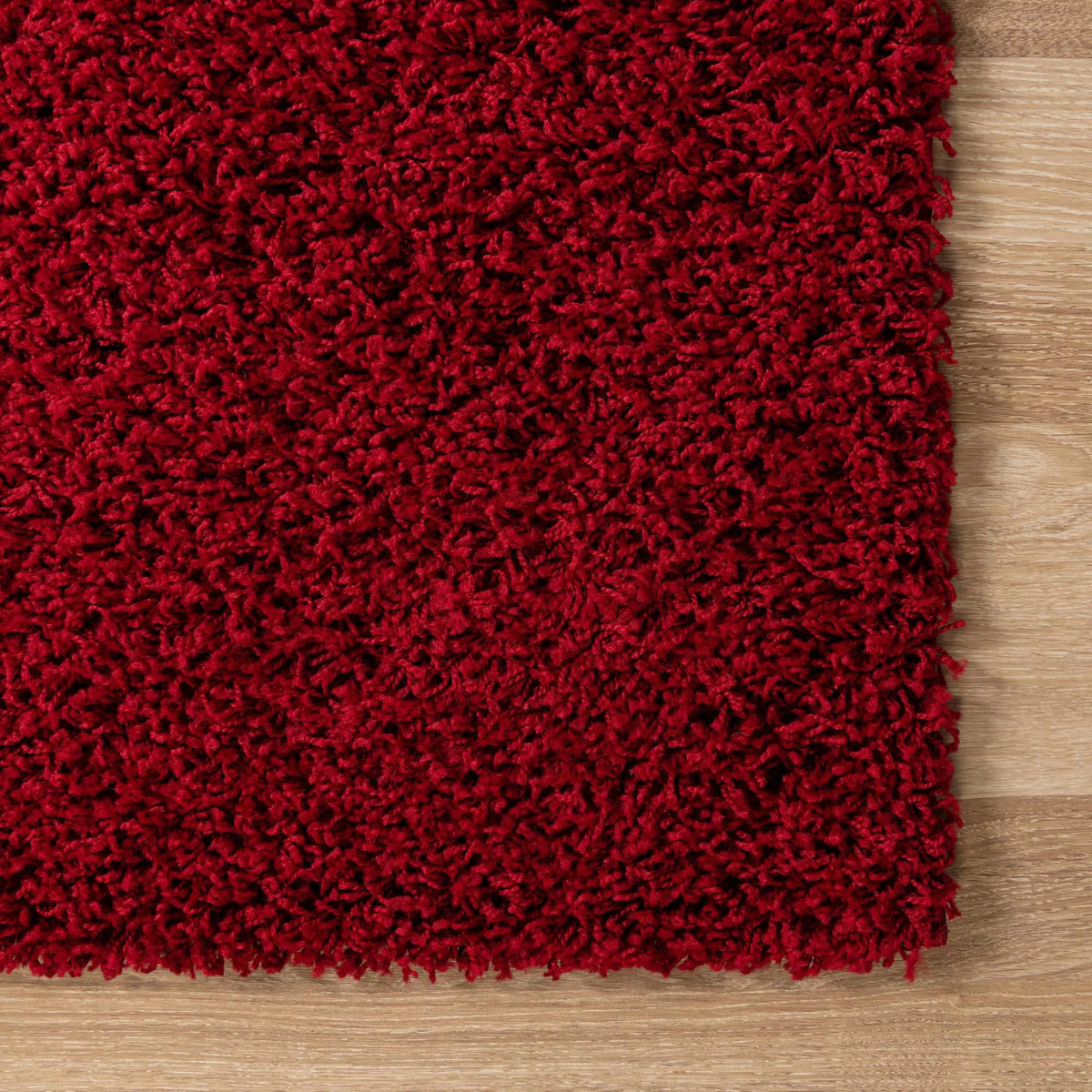 Cherry Red 7' x 10' Shag Rug E372